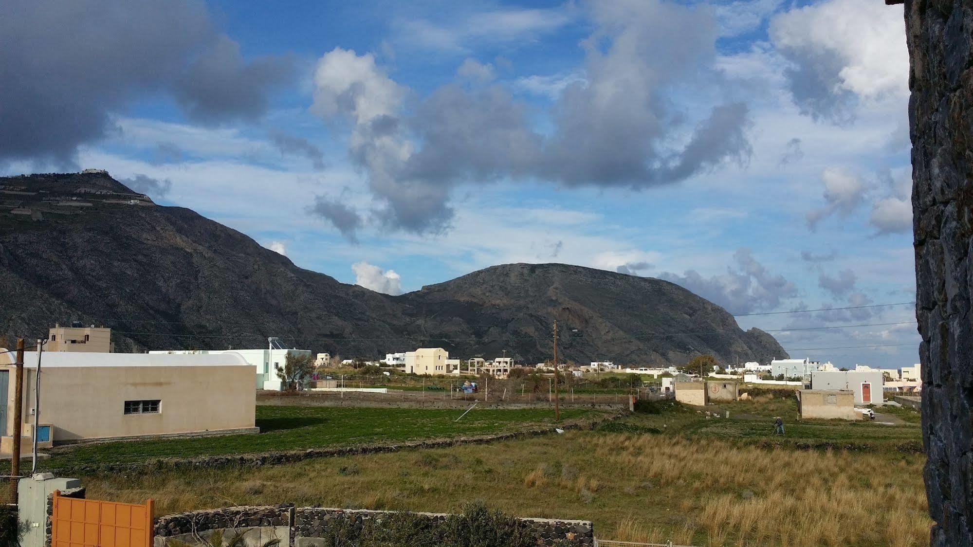 Mesana Traditional Stone Houses Emporio  外观 照片
