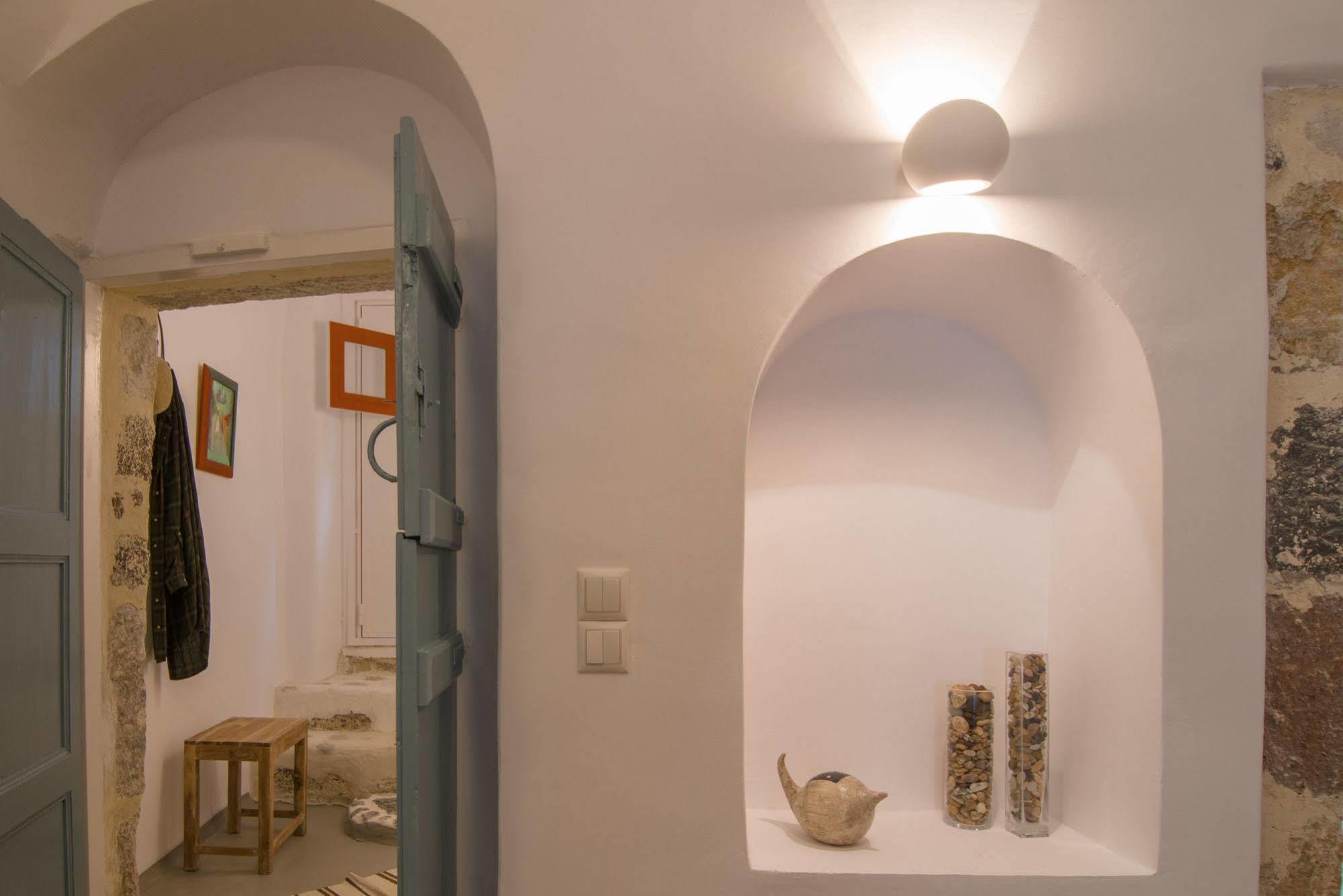 Mesana Traditional Stone Houses Emporio  外观 照片